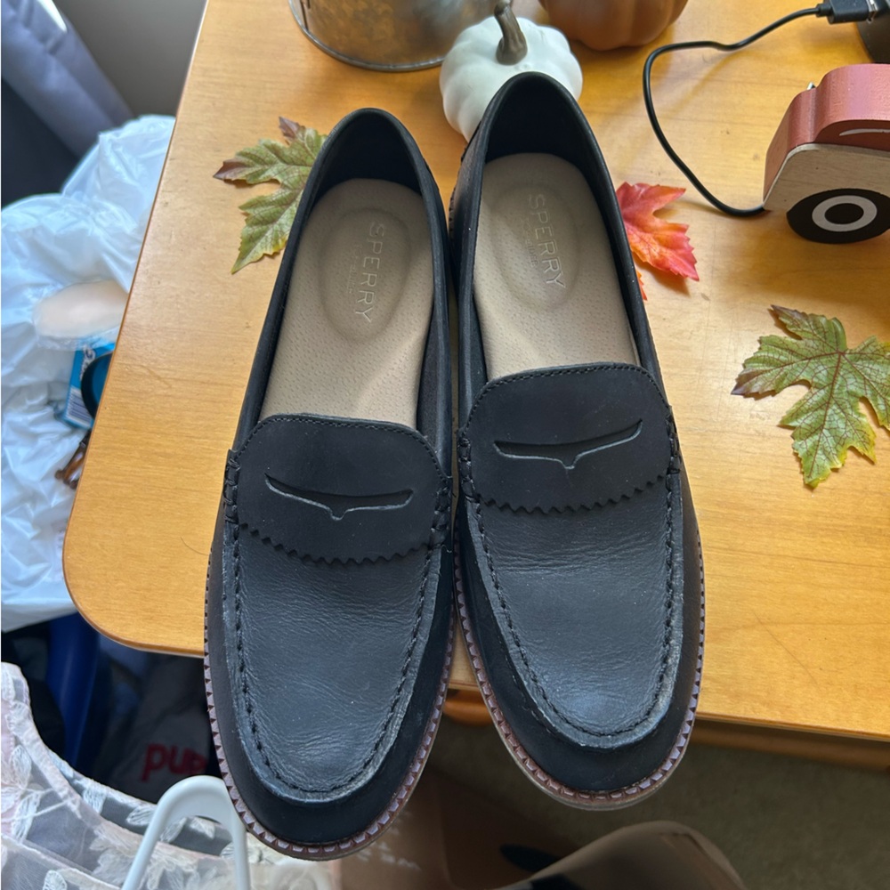 Sperry Women’s Black Leather Loafers